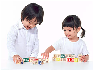 给小孩子报英语班有用吗?